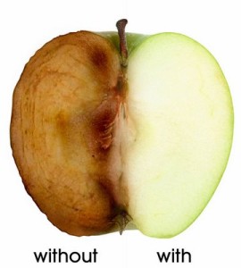 Apple with and without oxidation-270×300